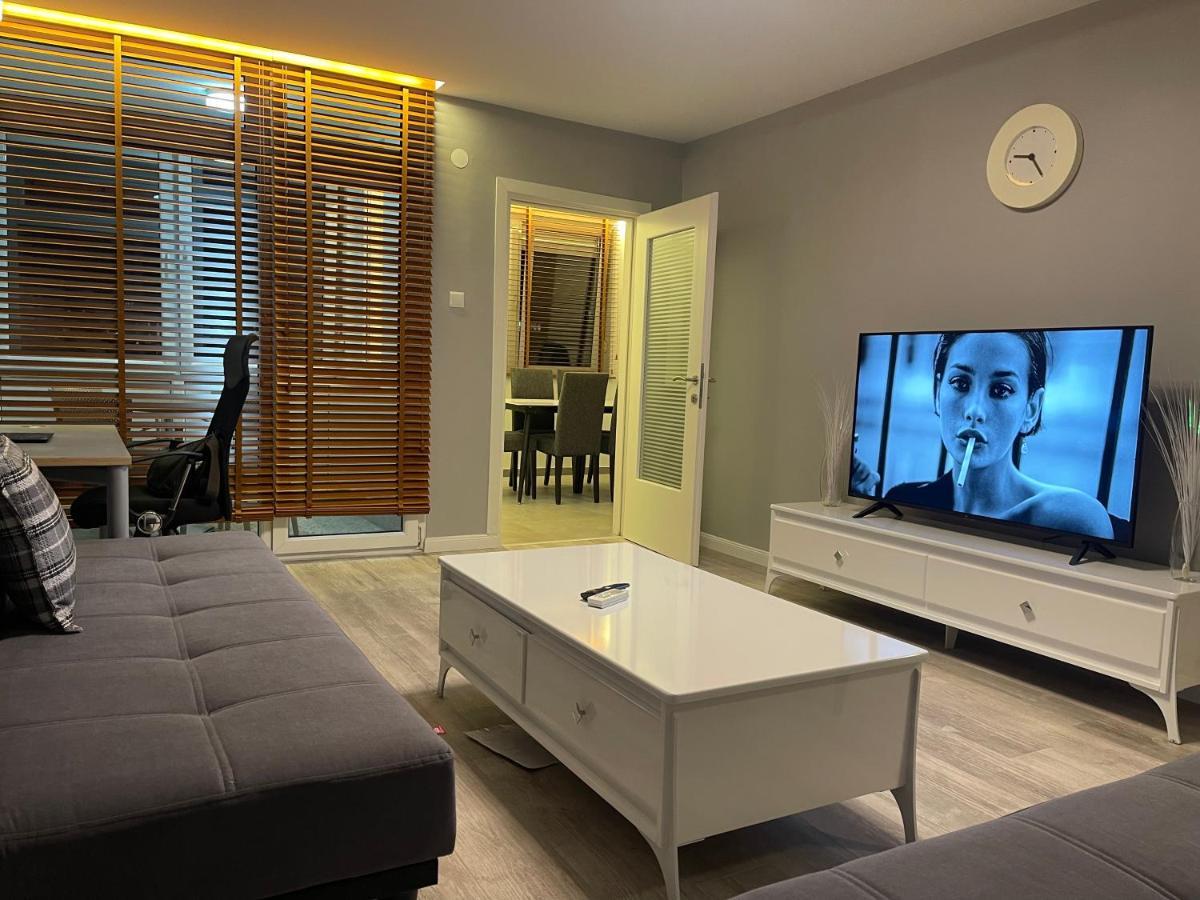 Idealapartments Llc 4 Приштина Экстерьер фото