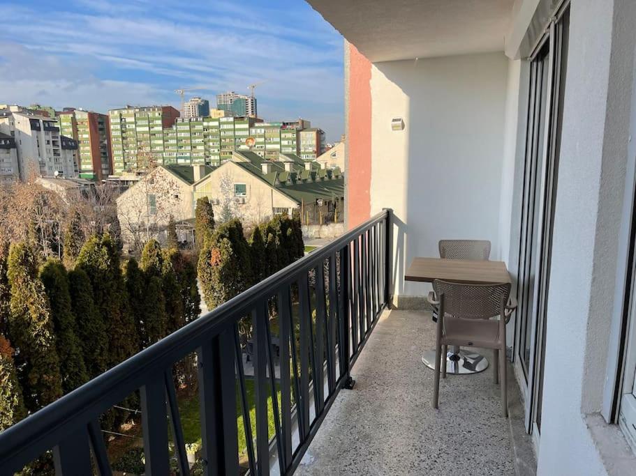 Idealapartments Llc 4 Приштина Экстерьер фото